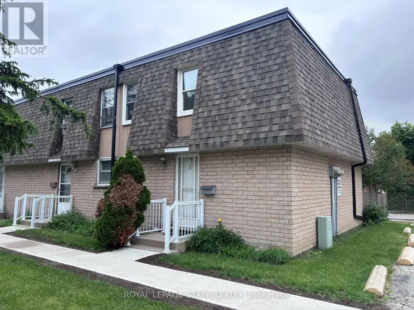 Townhouse at 4 - 153 LIMERIDGE ROAD W, Hamilton