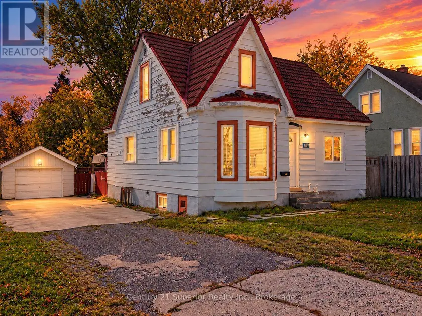 Detached at 609 VAN NORMAN STREET, Thunder Bay