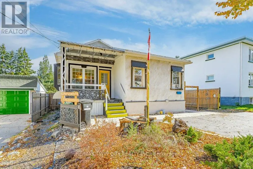 Detached at 82 KEHL STREET, Kitchener