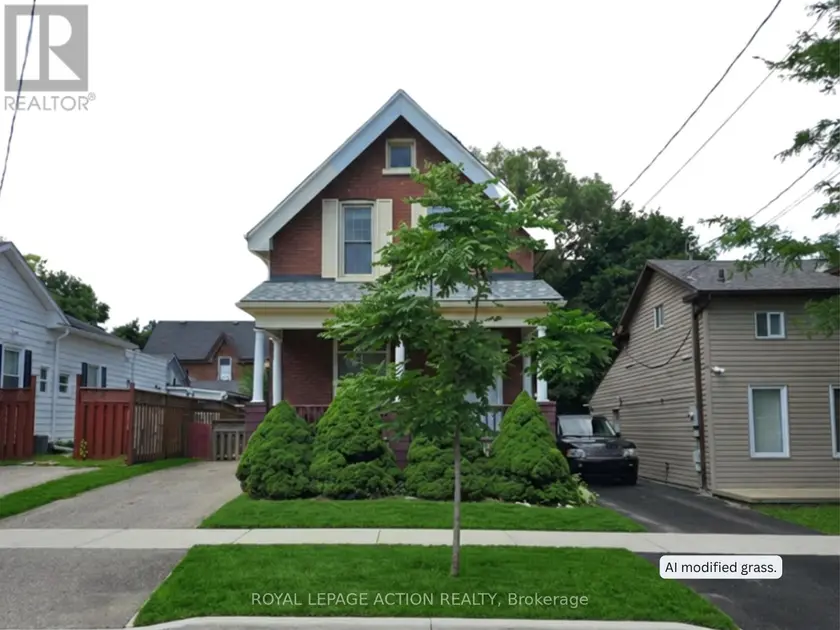 Detached at 196 WELLINGTON STREET, Brantford