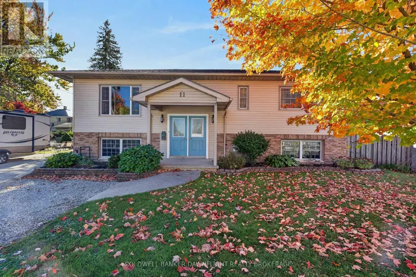 Detached at 11 HILL STREET, South Huron