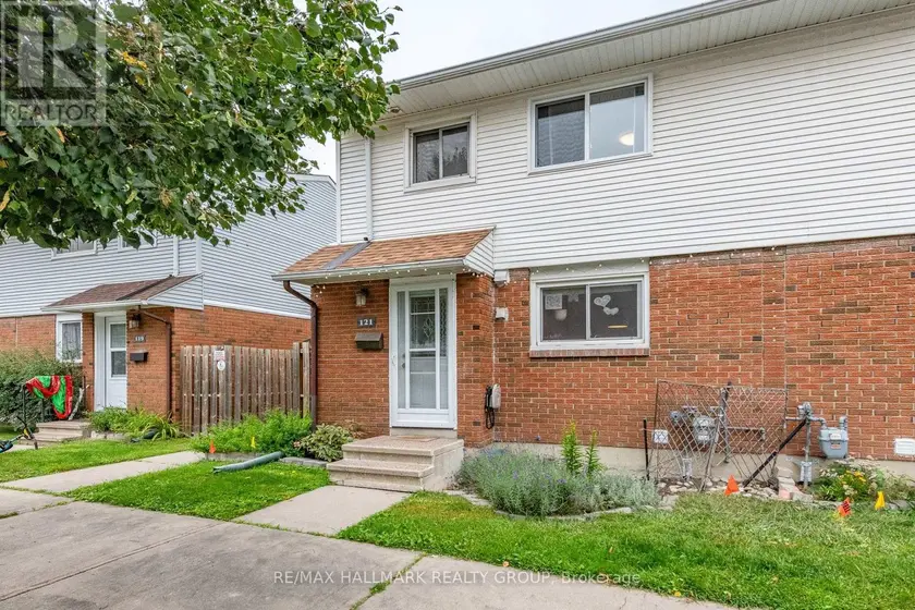 Townhouse at 121 - 1045 MORRISON DRIVE, Ottawa