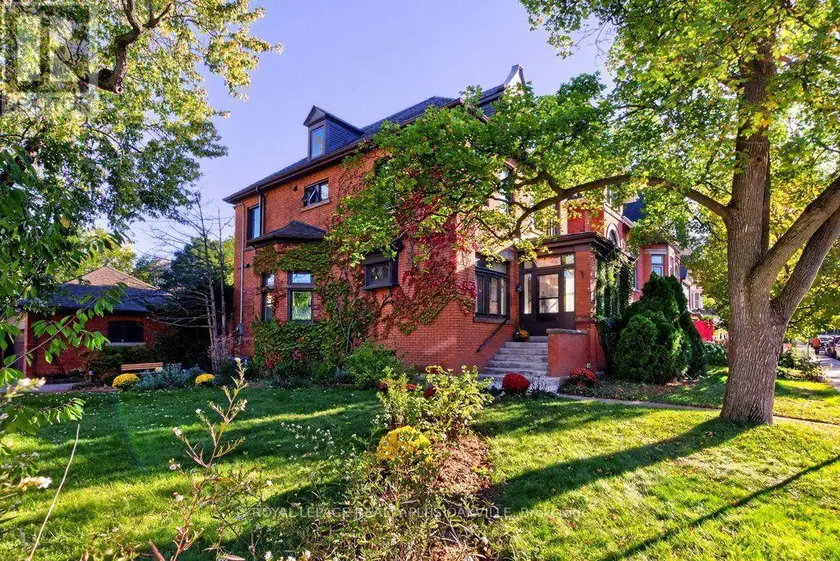 Detached at 140 MARKLAND STREET, Hamilton