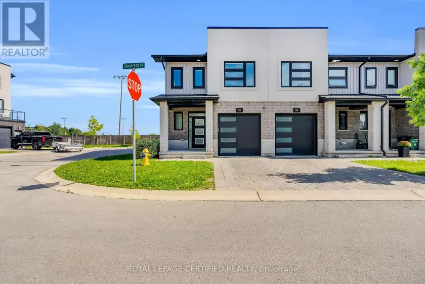 Townhouse at 36 - 3380 SINGLETON AVENUE, London South