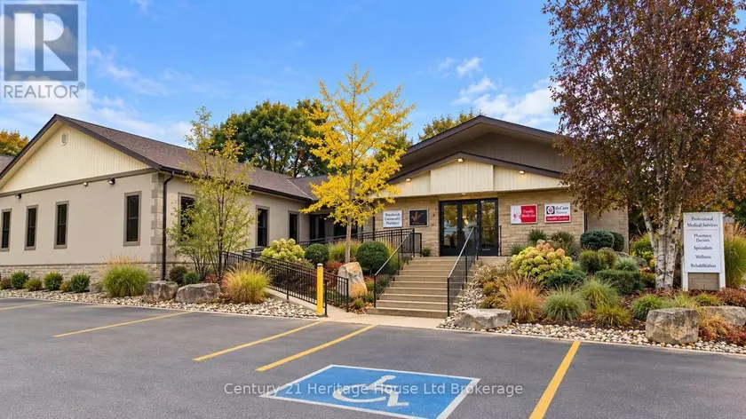 Other at 729 DEVONSHIRE AVENUE, Woodstock