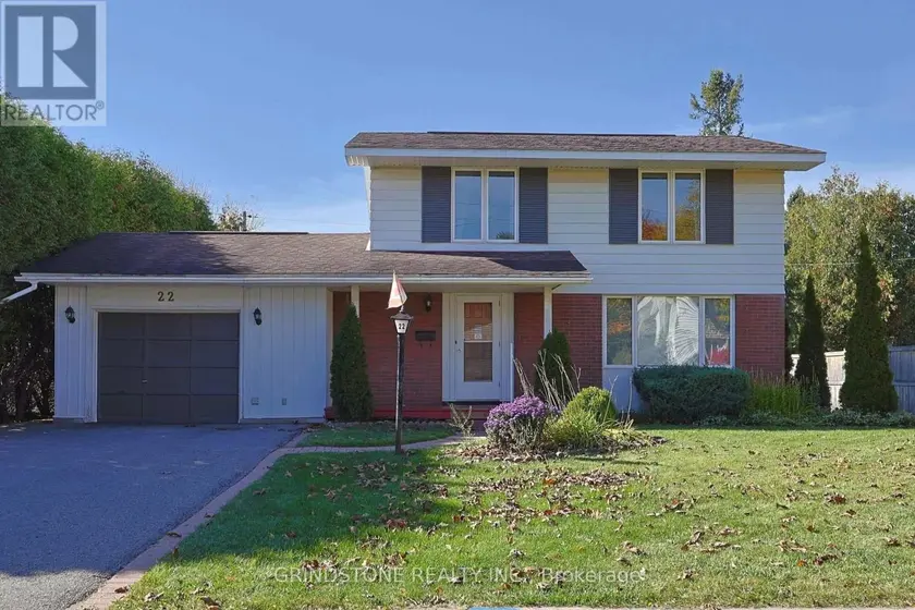 Detached at 22 LAVINA CRESCENT, Ottawa