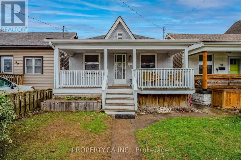 Detached at 51 FAIRVIEW AVENUE, Hamilton