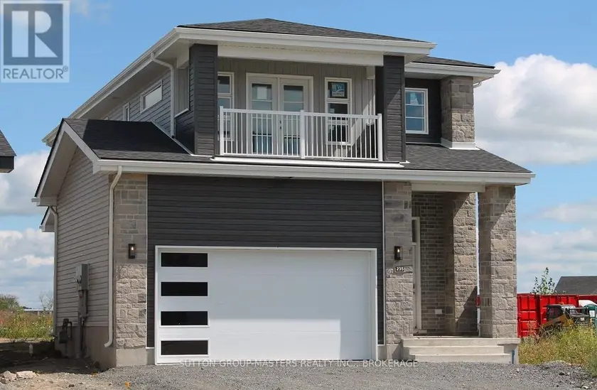 Detached at 235 PRATT DRIVE, Loyalist