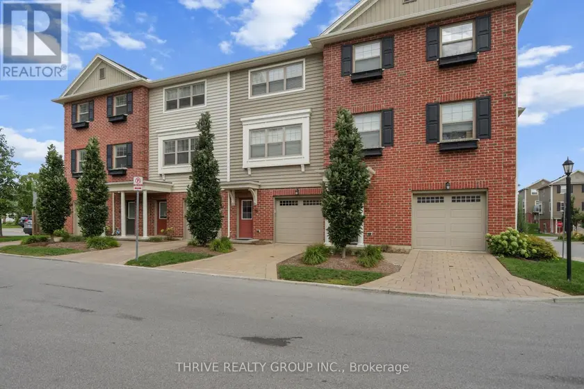 Townhouse at 76 - 3025 SINGLETON AVENUE, London South