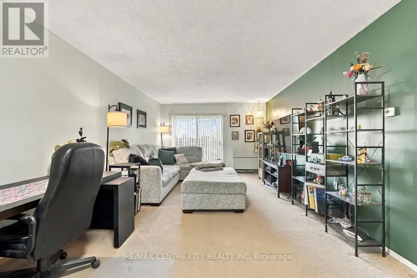 Apartment at 506 - 858 COMMISSIONERS ROAD E, London South