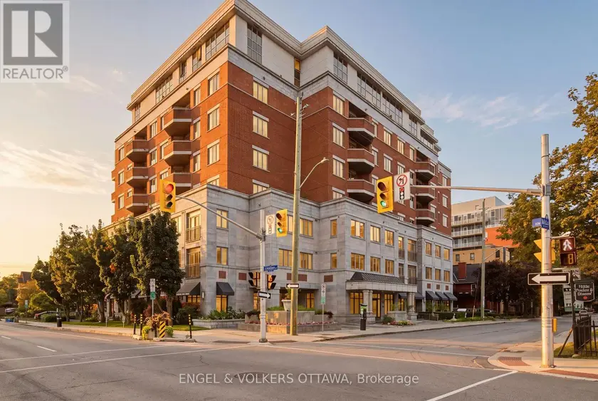 Apartment at 312 - 320 MCLEOD STREET, Ottawa