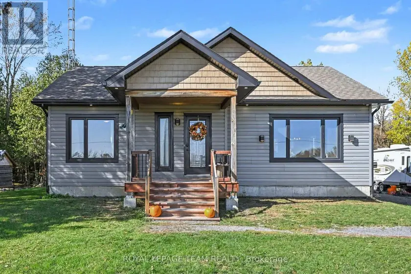 Detached at 14241 CASSELMAN ROAD, North Stormont