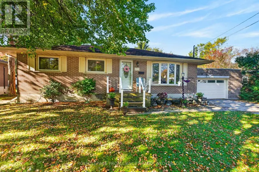 Detached at 413 MAPLE RIDGE DRIVE, Kingston