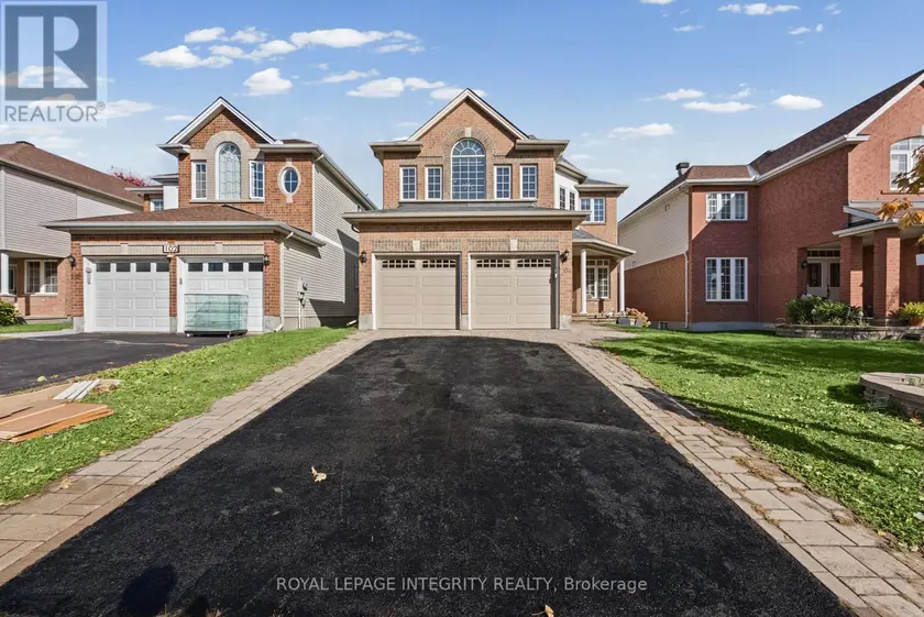 Detached at 104 WHITESTONE DRIVE, Ottawa