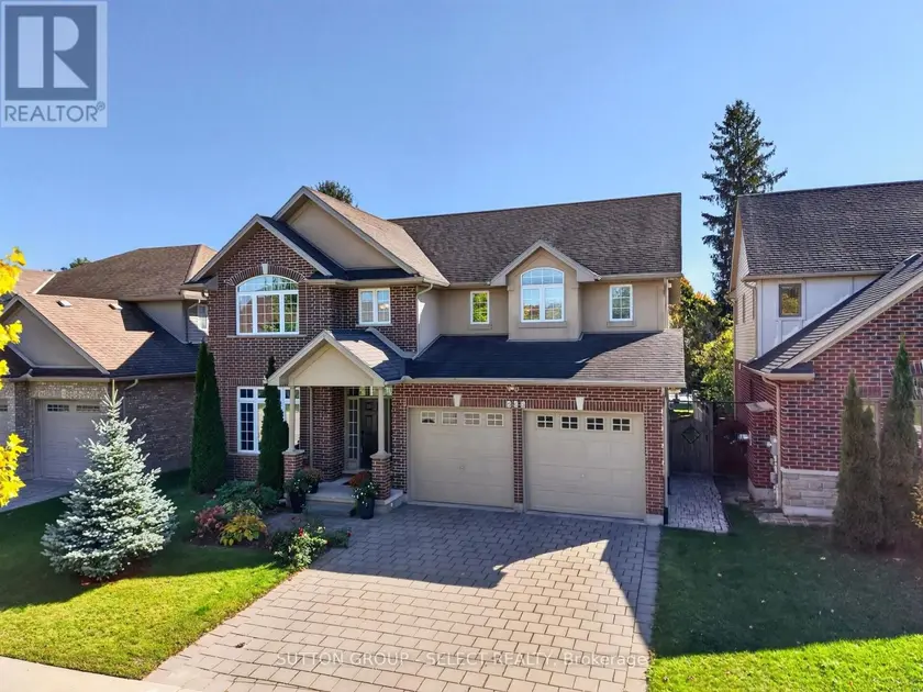 Detached at 563 FIREFLY DRIVE, London North