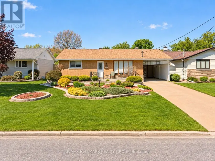 Detached at 1592 MAXIME STREET, Ottawa