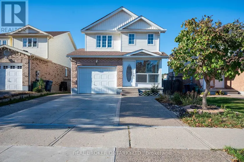 Detached at 26 CASTLEBURY DRIVE, Guelph