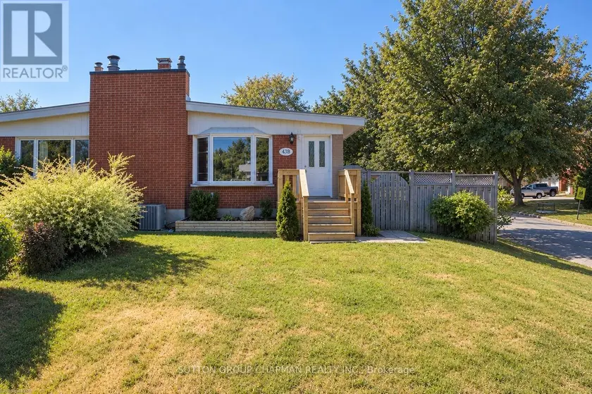 Semi-Detached/Link at B - 43 FRONTENAC ROAD, London South