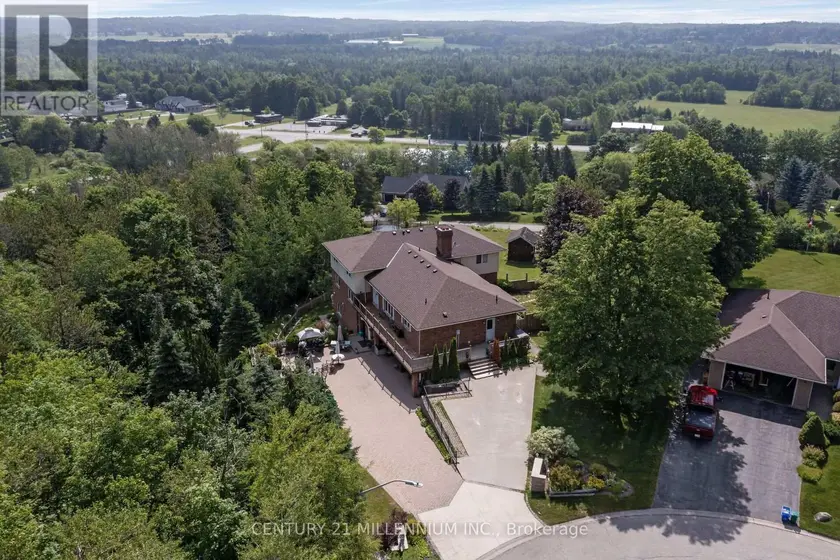 Detached at 6 KERRY COURT, Erin