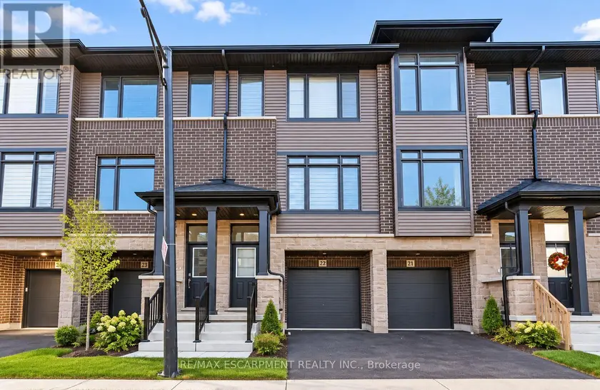 Townhouse at 22 - 120 COURT DRIVE, Brant