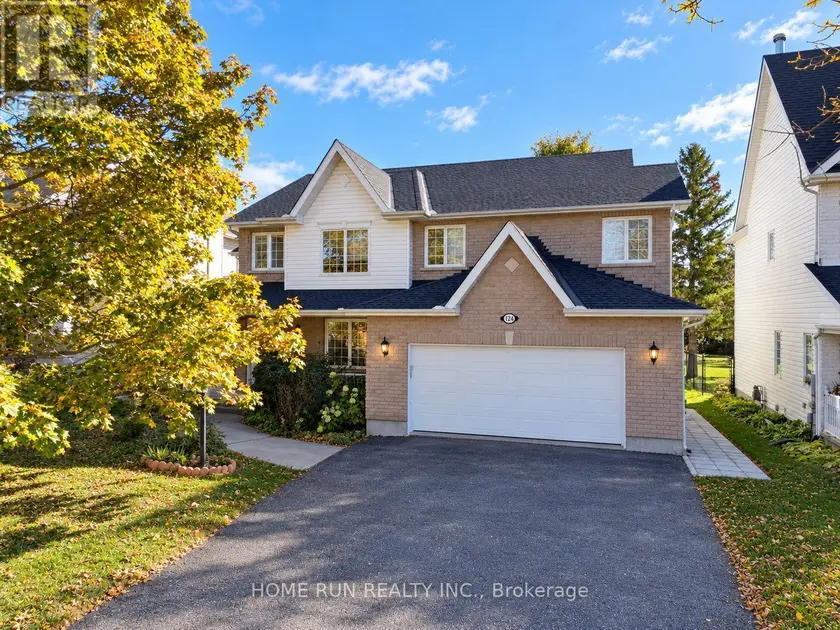 Detached at 124 RIDGEFIELD CRESCENT, Ottawa