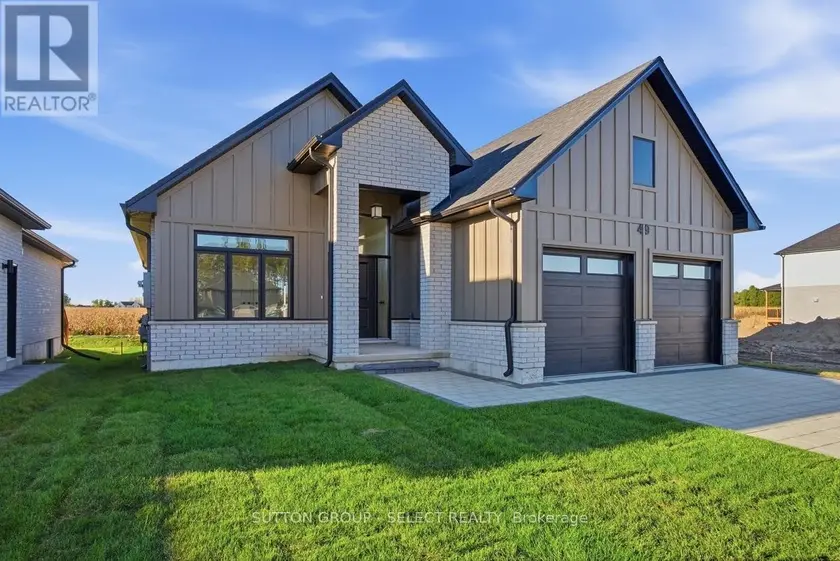 Detached at 49 HARDY DRIVE, Strathroy-Caradoc