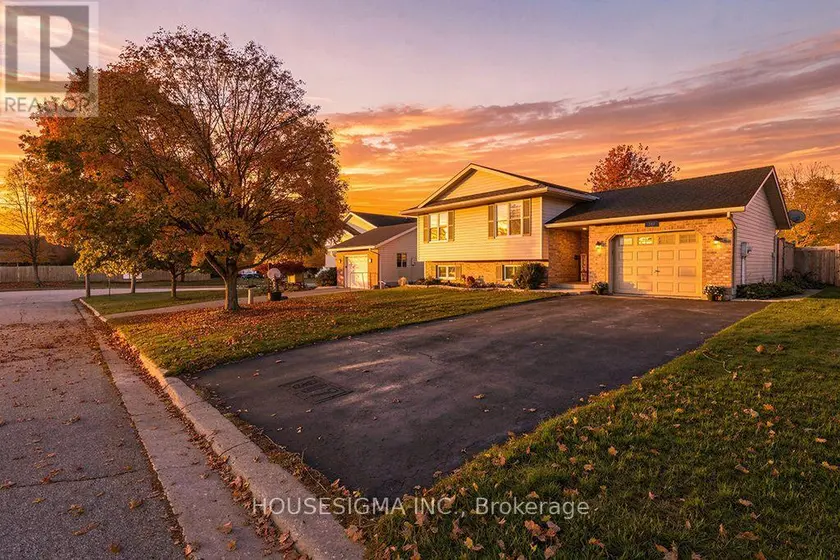 Detached at 307 JEREMYS CRESCENT, Wellington North