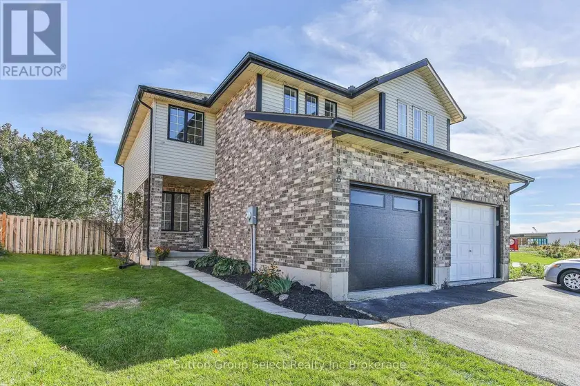 Semi-Detached/Link at 1106 NELLIS STREET, Woodstock
