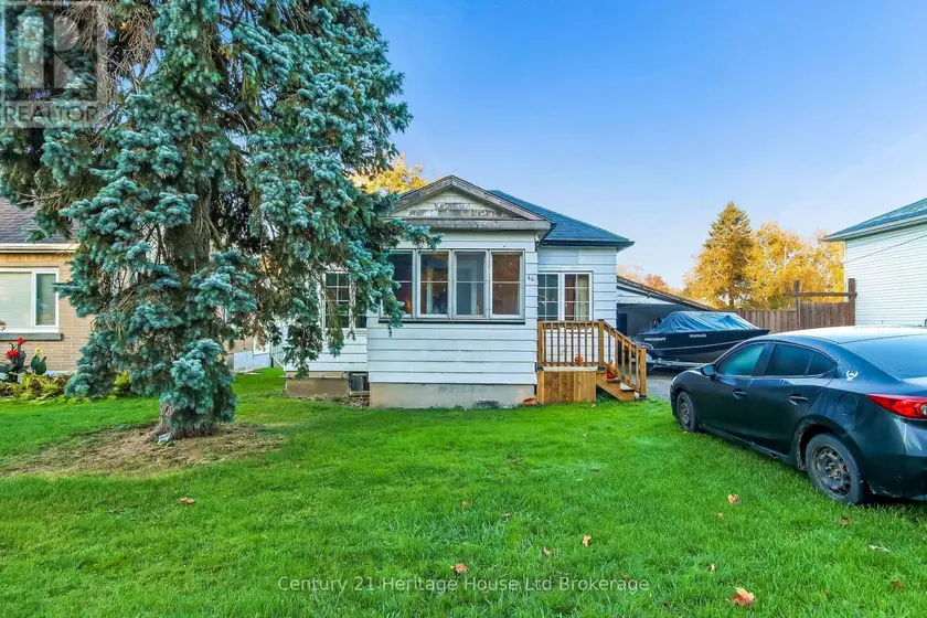 Detached at 66 BEE STREET, Woodstock