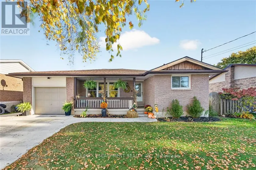 Detached at 225 MACCRAE DRIVE, Haldimand