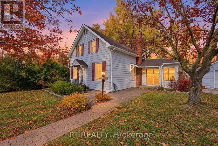 Detached at 190 WINEWOOD AVENUE W, Gravenhurst