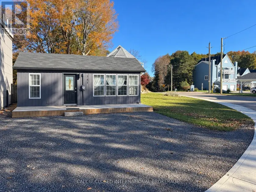 Detached at 381 FRONT STREET, Central Elgin