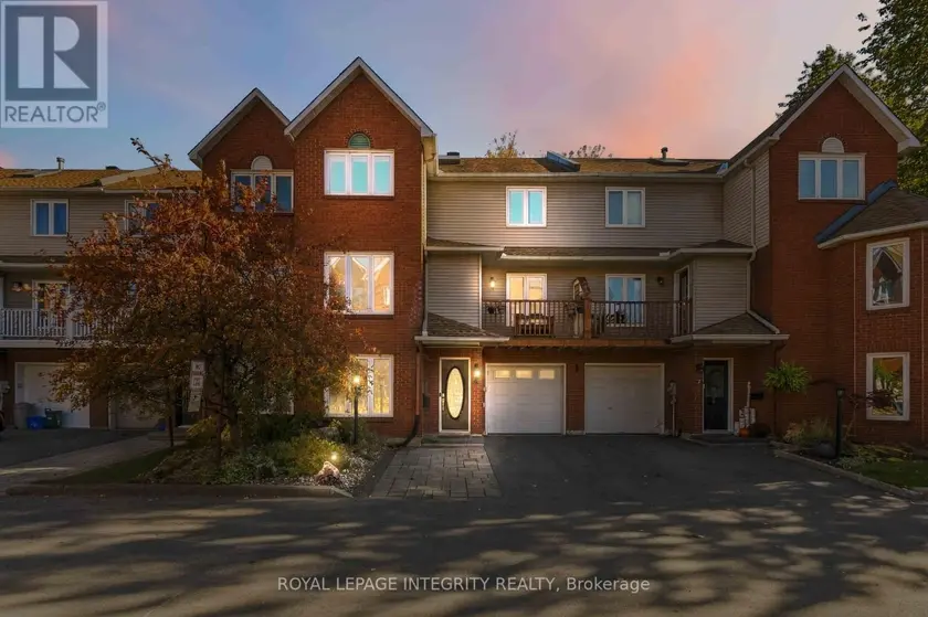 Townhouse at 4 BERTON PLACE, Ottawa