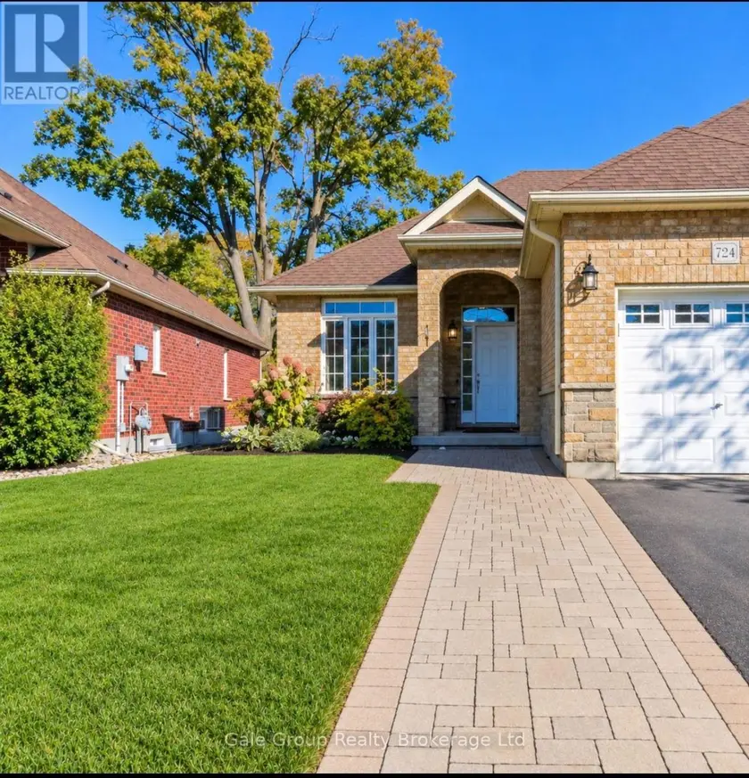 Semi-Detached/Link at 724 GARDEN COURT, Woodstock