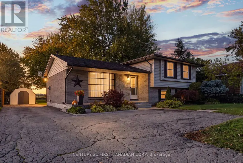 Detached at 32831 RICHMOND STREET, Lucan Biddulph