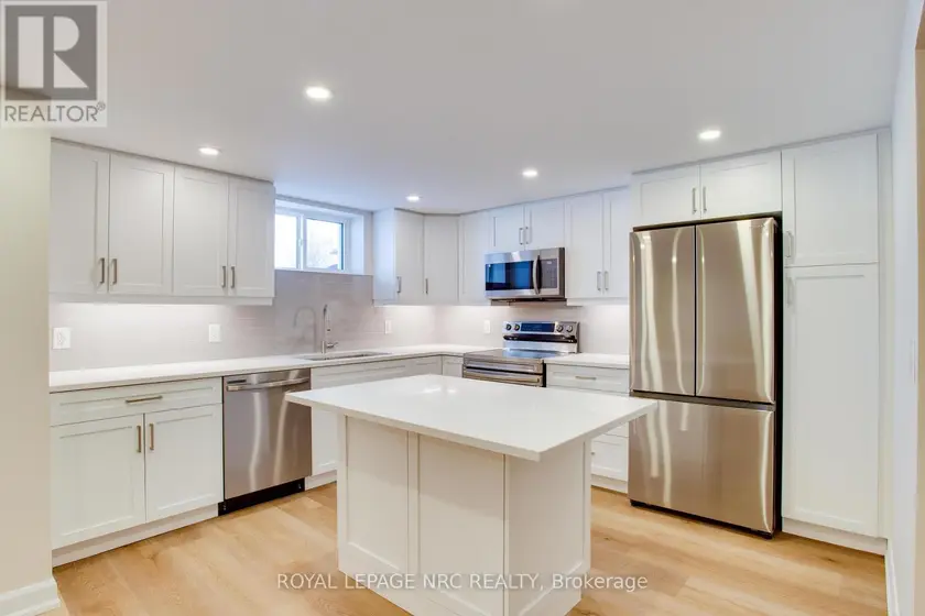 Detached at LOWER - 138 CATHERINE STREET, Fort Erie