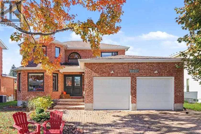 Detached at 1452 CHARLEBOIS AVENUE, Ottawa