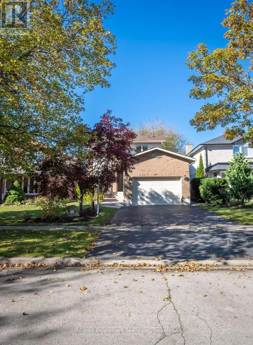 Detached at 45 NISKA DRIVE, Hamilton