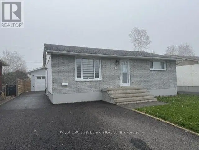 Detached at 524 WILTSHIRE CRESCENT, Thunder Bay