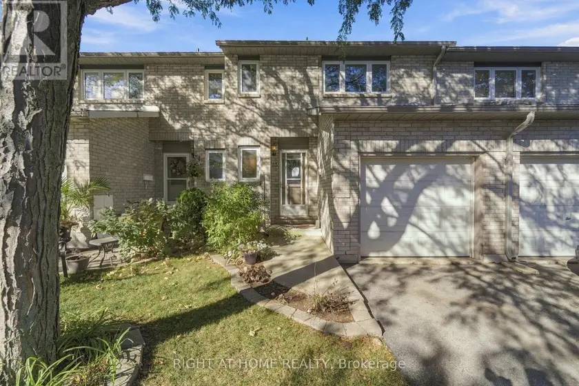 Townhouse at 13 - 591 EIGHTH E, Hamilton