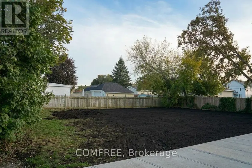 Vacant Land at 1416 CUMBERLAND STREET, Cornwall