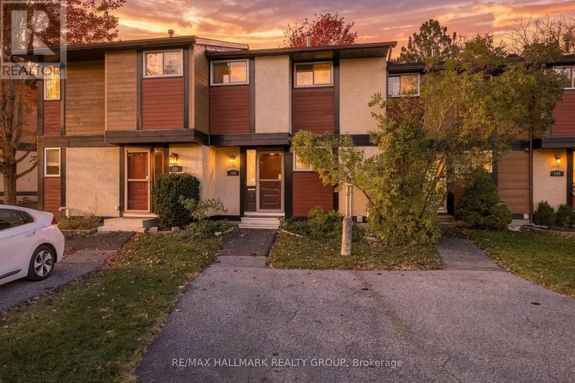 Townhouse at 163 MCCLINTOCK WAY, Ottawa