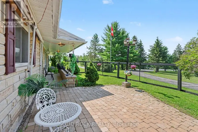 Detached at 220 HIGHFIELD CRESCENT, Beckwith