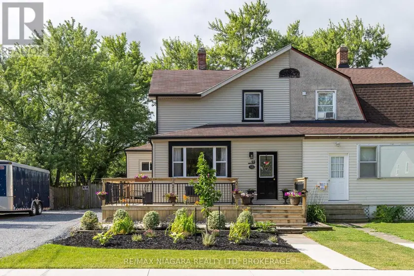 Semi-Detached/Link at 93 FIRST STREET, Welland