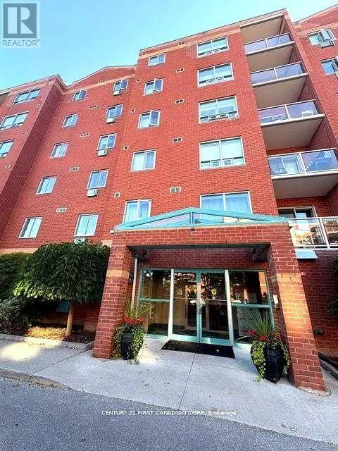 Apartment at 501 - 77 BASELINE ROAD, London South