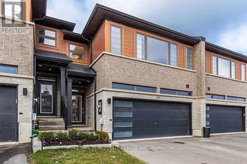 Townhouse at 101 GREENWICH AVENUE, Hamilton