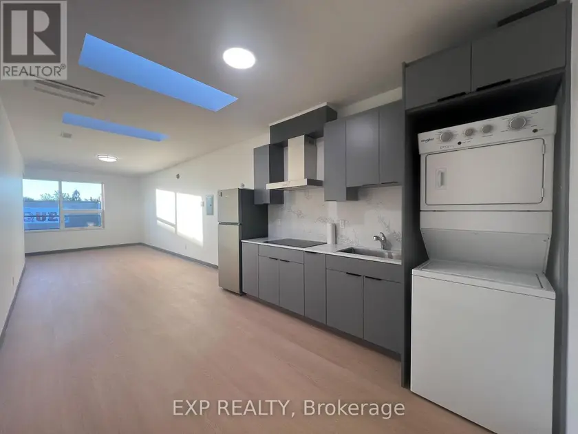 Apartment at 4 - 264-268 OTTAWA STREET N, Hamilton