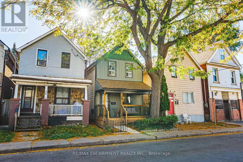 Detached at 48 FRANCIS STREET, Hamilton