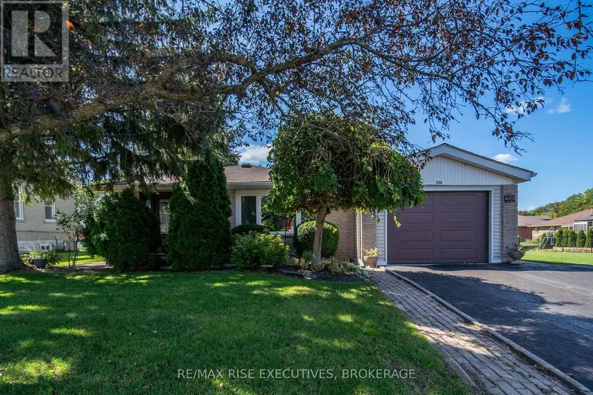 Detached at 256 PALMER ROAD, Belleville