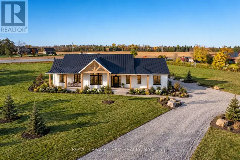 Detached at 806 KIDD ROAD, Beckwith